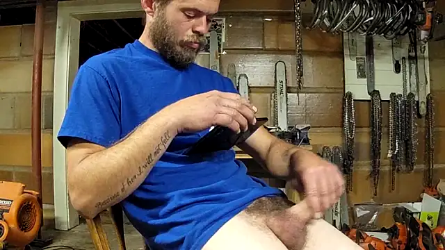 Bigoleslong98765 online show from November 9, 2025, 6:23 am