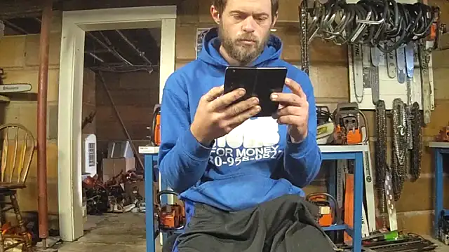 Bigoleslong98765 online show from December 4, 2025, 4:48 pm