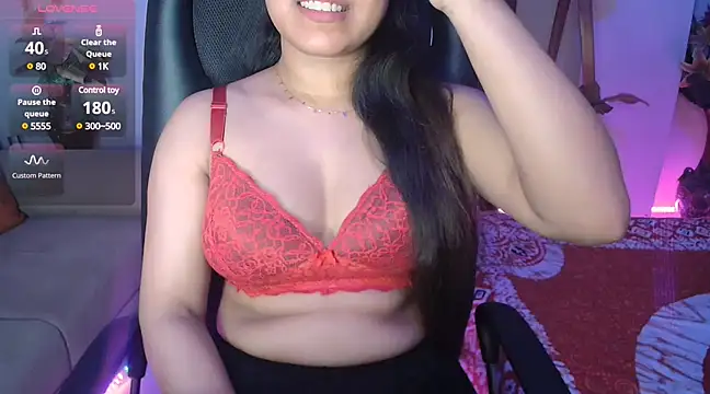 Snapshot of Most-Beautiful-Queen chatting on March 18, 2025, 7:20 pm Most-Beautiful-Queen online show from March 18, 2025, 7:20 pm