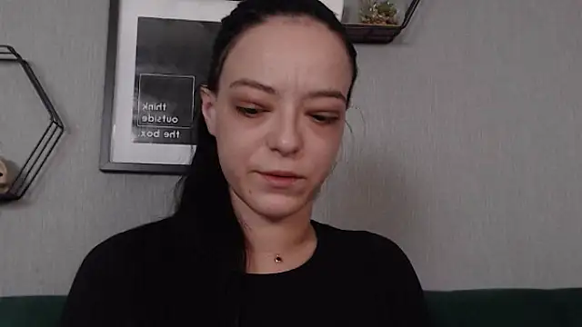 Snapshot of IzabelllNoir chatting on February 4, 2025, 9:17 am IzabelllNoir online show from February 4, 2025, 9:17 am