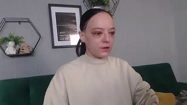 Snapshot of IzabelllNoir chatting on February 12, 2025, 8:38 am IzabelllNoir online show from February 12, 2025, 8:38 am