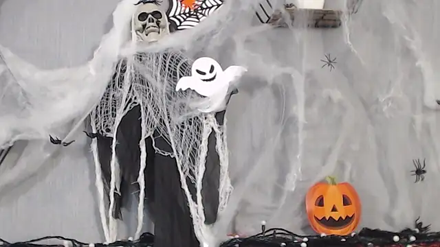 Snapshot of IzabelllNoir chatting on October 25, 2025, 8:33 am IzabelllNoir online show from October 25, 2025, 8:33 am