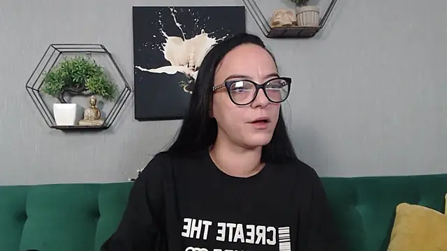 Snapshot of IzabelllNoir chatting on January 7, 2026, 10:40 am IzabelllNoir online show from January 7, 2026, 10:40 am