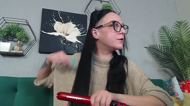 Snapshot of IzabelllNoir chatting on January 13, 2026, 7:02 am IzabelllNoir online show from January 13, 2026, 7:02 am