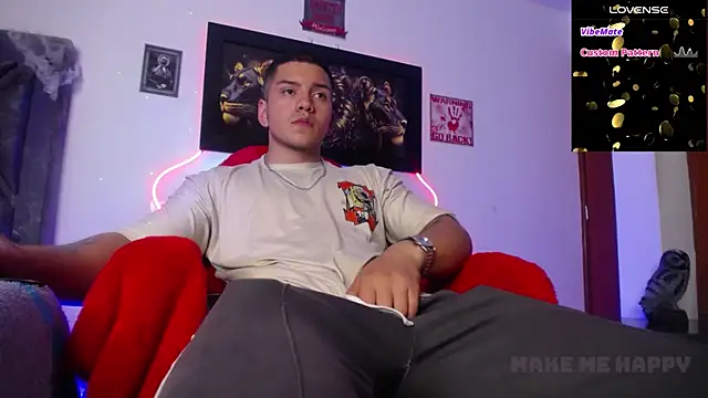 Snapshot of Marc__Waatson chatting on September 28, 2025, 2:17 am Marc Waatson online show from September 28, 2025, 2:17 am