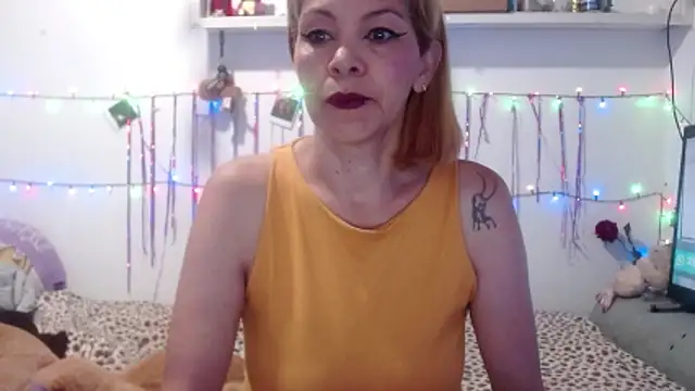 electra-mommy online show from May 22, 2026, 9:04 am