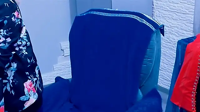 Hornystepmom29 online show from March 15, 2026, 5:24 am