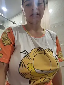 AtheneaRossi online show from April 10, 2026, 10:20 am