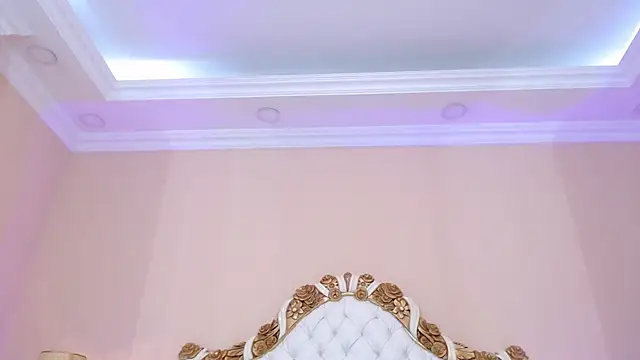 Snapshot of AdelinaVans chatting on September 9, 2025, 11:10 am AdelinaVans online show from September 9, 2025, 11:10 am