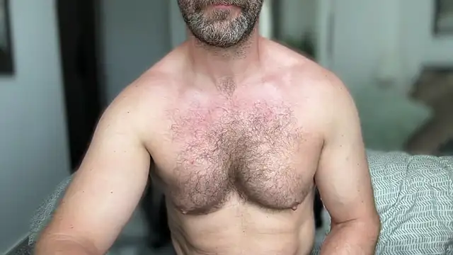 Snapshot of Mr_Beef chatting on June 27, 2026, 2:44 pm Mr Beef online show from June 27, 2026, 2:44 pm