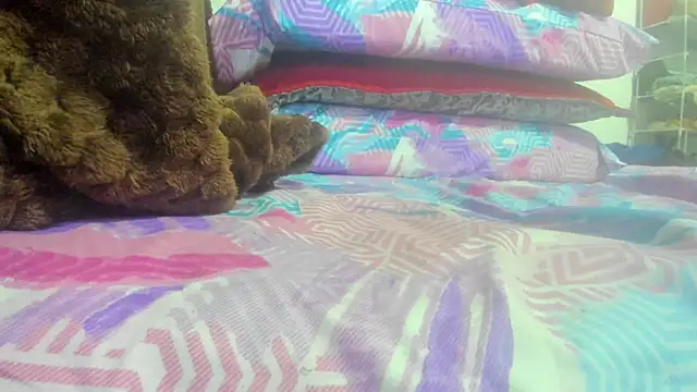 Brenda Smith69 online show from April 17, 2026, 10:46 pm