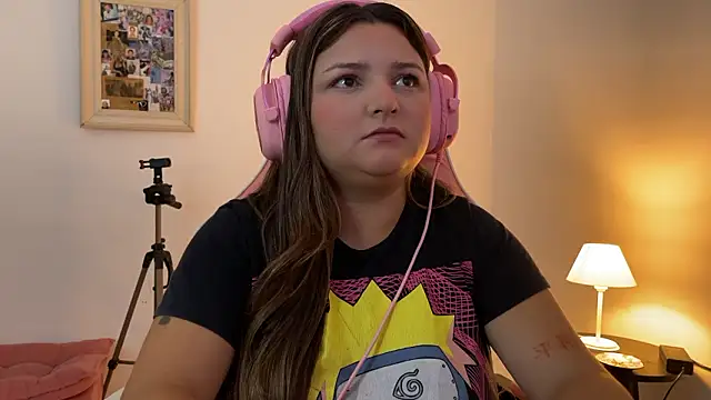 Snapshot of SweetPaige_ chatting on February 3, 2026, 3:17 pm SweetPaige online show from February 3, 2026, 3:17 pm