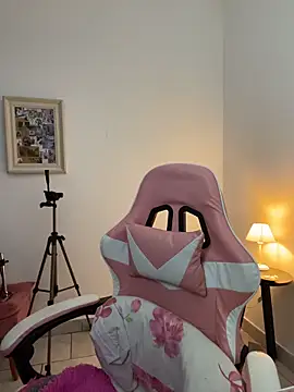 Snapshot of SweetPaige_ chatting on February 17, 2026, 3:29 pm SweetPaige online show from February 17, 2026, 3:29 pm