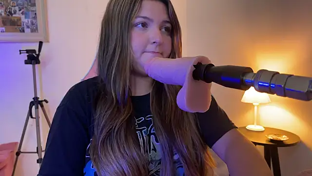 Snapshot of SweetPaige_ chatting on February 21, 2026, 4:41 pm SweetPaige online show from February 21, 2026, 4:41 pm