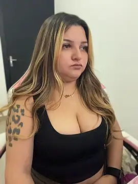 SweetPaige  online show from May 31, 2026, 9:05 pm