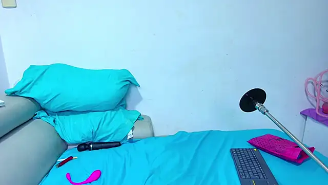 Snapshot of jamilaross chatting on January 6, 2025, 4:47 am jamilaross online show from January 6, 2025, 4:47 am