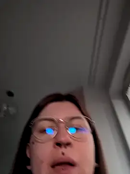 divine eve online show from November 12, 2025, 12:38 pm