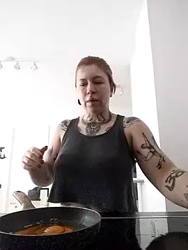 divine eve online show from March 9, 2026, 9:57 am