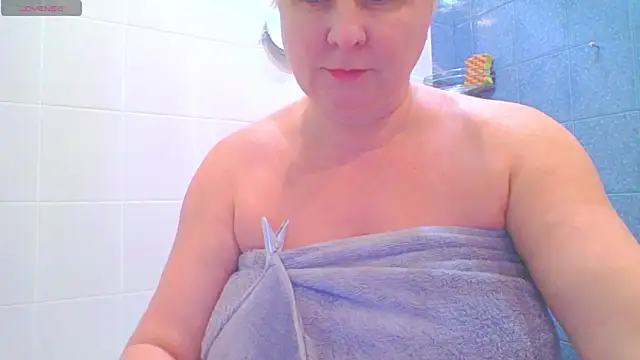 Snapshot of mira_robinsonnn chatting on January 17, 2026, 9:36 am mira robinsonnn online show from January 17, 2026, 9:36 am