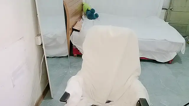 Snapshot of shuang-Ed chatting on October 24, 2025, 5:09 pm shuang-Ed online show from October 24, 2025, 5:09 pm