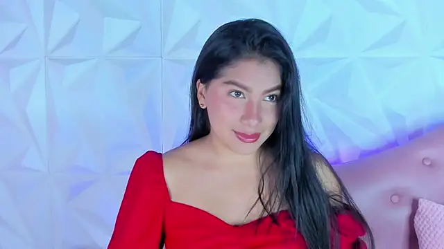 LinnaGardenia online show from January 14, 2025, 1:38 pm