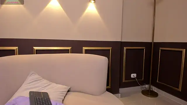 jessymorgan  online show from February 5, 2026, 3:44 am