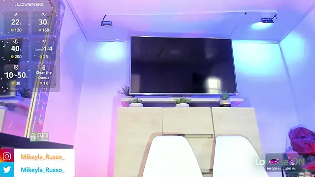 Snapshot of Mikeyla-Russo chatting on January 17, 2025, 9:06 pm Mikeyla-Russo online show from January 17, 2025, 9:06 pm