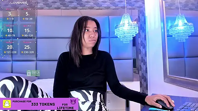 Snapshot of Mikeyla-Russo chatting on January 30, 2025, 9:04 pm Mikeyla-Russo online show from January 30, 2025, 9:04 pm