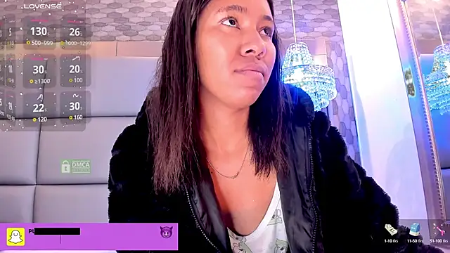 Snapshot of Mikeyla-Russo chatting on February 7, 2025, 9:04 pm Mikeyla-Russo online show from February 7, 2025, 9:04 pm