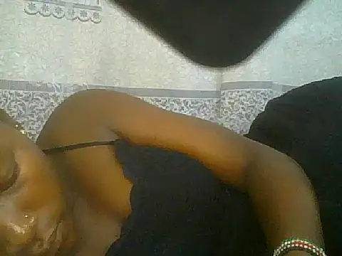 pretty nanah online show from October 6, 2025, 8:06 pm