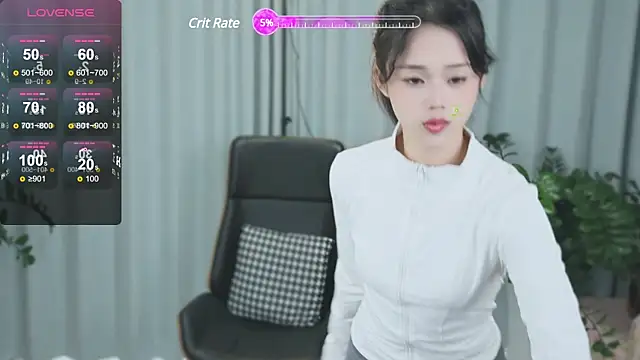  YouY  online show from February 14, 2025, 5:09 am