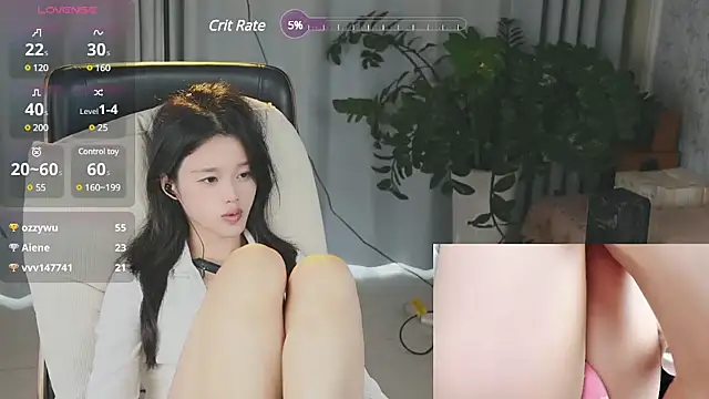  YouY  online show from March 2, 2025, 11:18 am