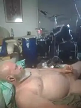 iambradz online show from November 4, 2025, 4:28 pm