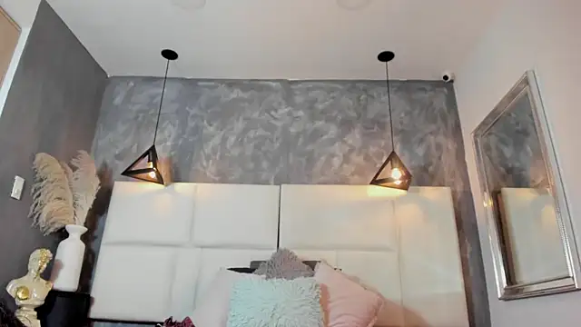 Snapshot of Sofia_Clauss_ chatting on July 17, 2026, 4:19 am Sofia Clauss online show from July 17, 2026, 4:19 am