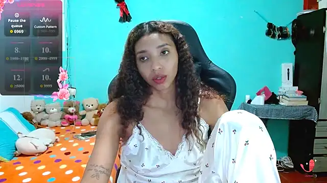 Snapshot of sensitive_brunette chatting on February 14, 2026, 2:41 am sensitive brunette online show from February 14, 2026, 2:41 am