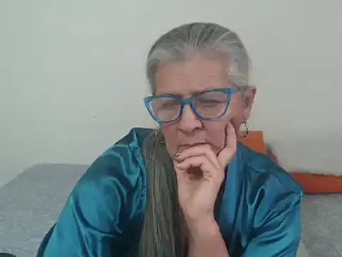 candy mature  online show from January 13, 2025, 9:42 pm