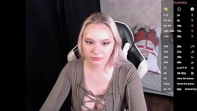 VikaPowers online show from June 29, 2026, 4:18 pm