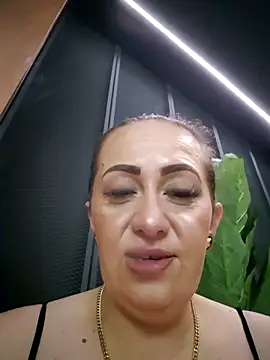 AvaLloyd online show from February 27, 2025, 3:47 am