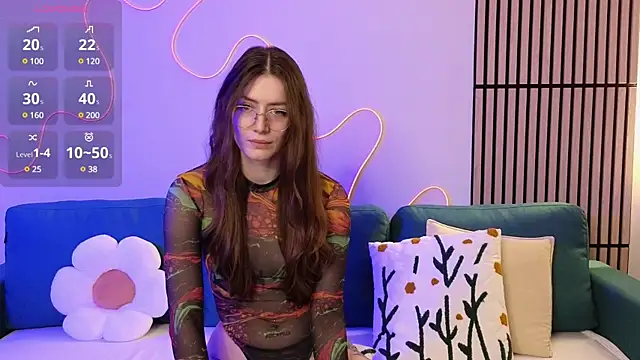 Snapshot of Ester_Hill chatting on March 8, 2025, 3:50 am Ester Hill online show from March 8, 2025, 3:50 am