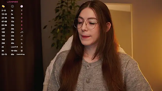 Ester Hill online show from November 26, 2025, 4:57 am