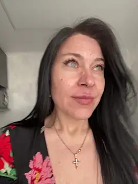 CuteNata online show from April 14, 2026, 1:06 pm