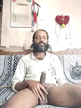 Snapshot of BadBoySmoker7070 chatting on November 11, 2025, 5:24 pm BadBoySmoker7070 online show from November 11, 2025, 5:24 pm