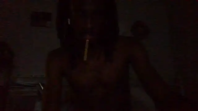 Snapshot of razzynolight chatting on June 13, 2026, 10:46 am razzynolight online show from June 13, 2026, 10:46 am