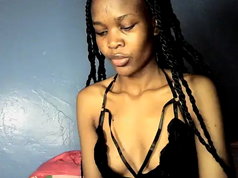 Snapshot of cyberbunnie chatting on December 4, 2024, 7:56 pm cyberbunnie online show from December 4, 2024, 7:56 pm