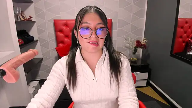 MiaWils  online show from January 24, 2025, 7:41 am