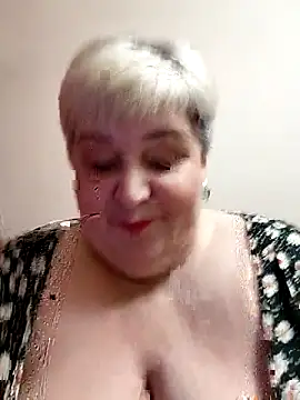 Snapshot of Baunti5555 chatting on October 27, 2025, 2:10 pm Baunti5555 online show from October 27, 2025, 2:10 pm