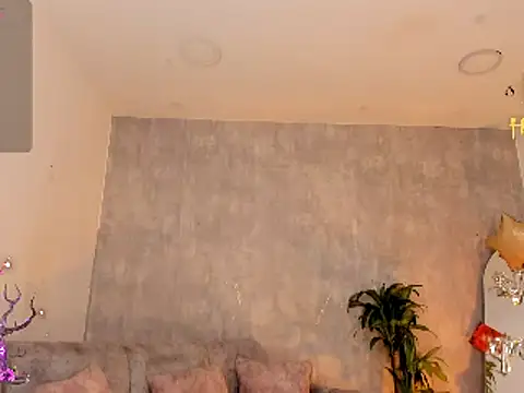 miacoopersx online show from November 3, 2025, 12:28 pm