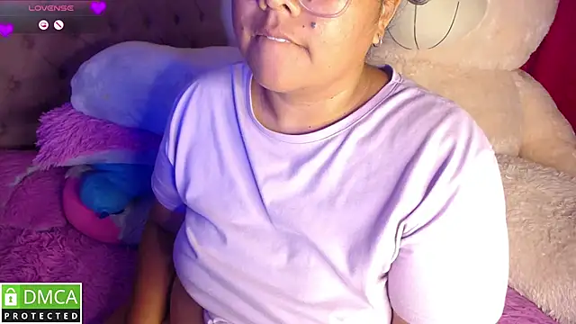 KittyHot20 online show from November 24, 2025, 2:55 am