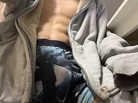 Snapshot of lkun9 chatting on February 16, 2025, 3:37 am lkun9 online show from February 16, 2025, 3:37 am