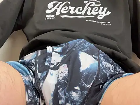 Snapshot of lkun9 chatting on November 4, 2025, 5:28 am lkun9 online show from November 4, 2025, 5:28 am